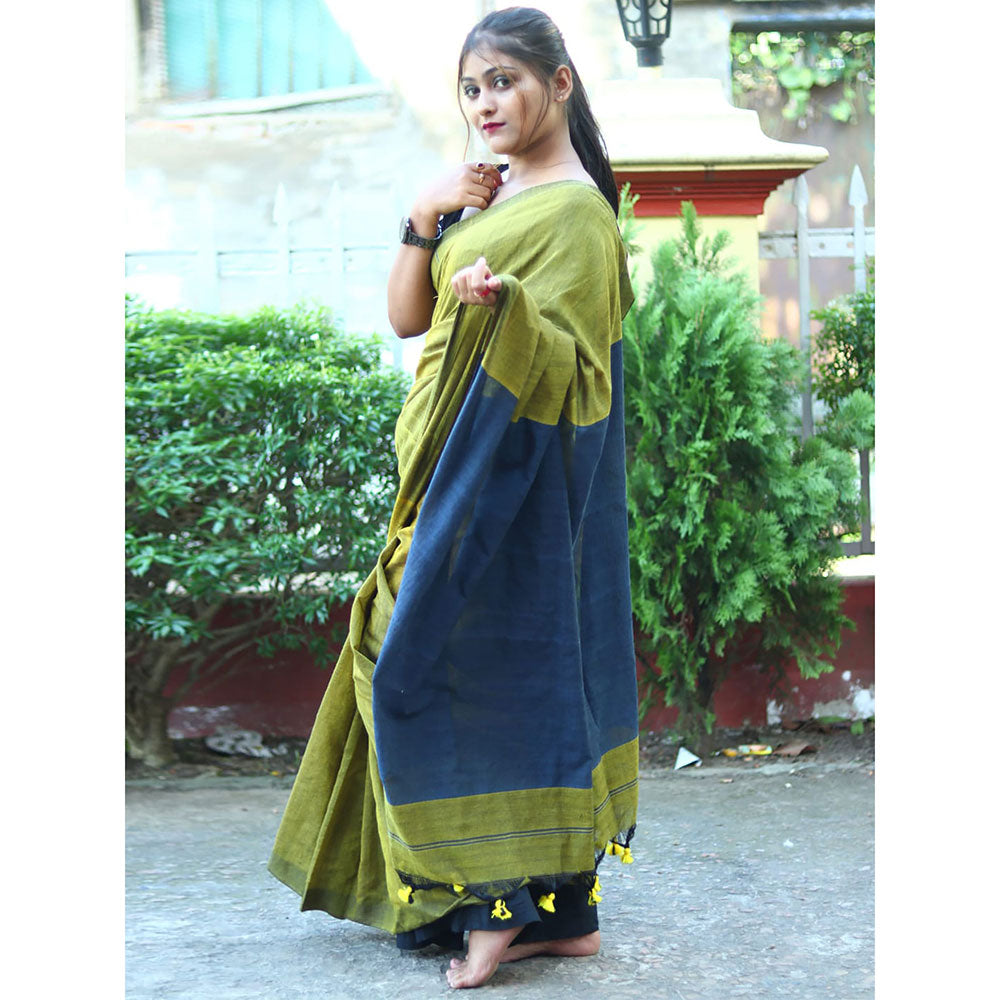 Odette Green Cotton Saree with Unstitched Blouse