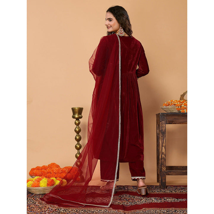 Odette Maroon Velvet Solid Kurta and Pant with Dupatta for Women (Set of 3)