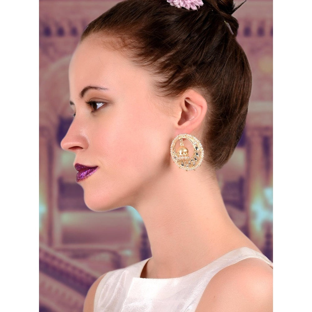 Odette Women Round Gold Tone Kundan And Pearl Earrings