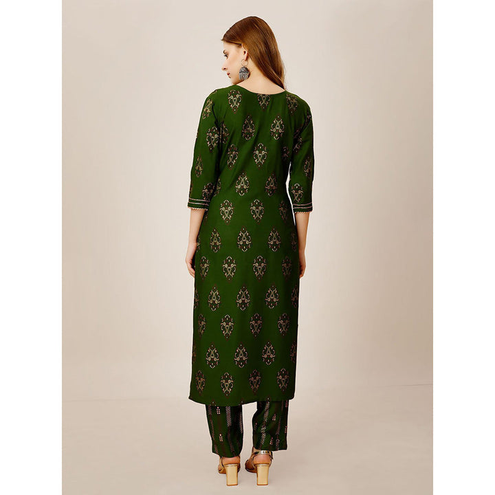 Odette Green Embroidered Rayon Kurta with Pant (Set of 2)