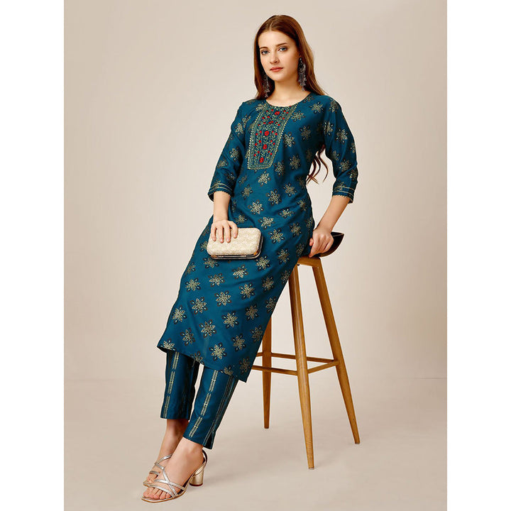 Odette Blue Embroidered Rayon Kurta with Pant (Set of 2)