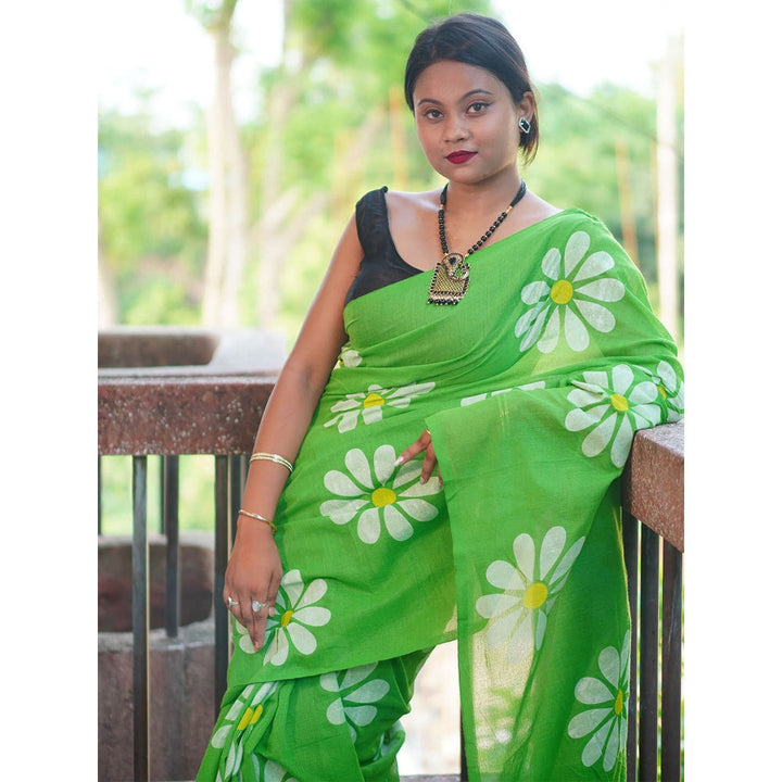 Odette Womens Green Printed Cotton Saree with Unstitched Blouse