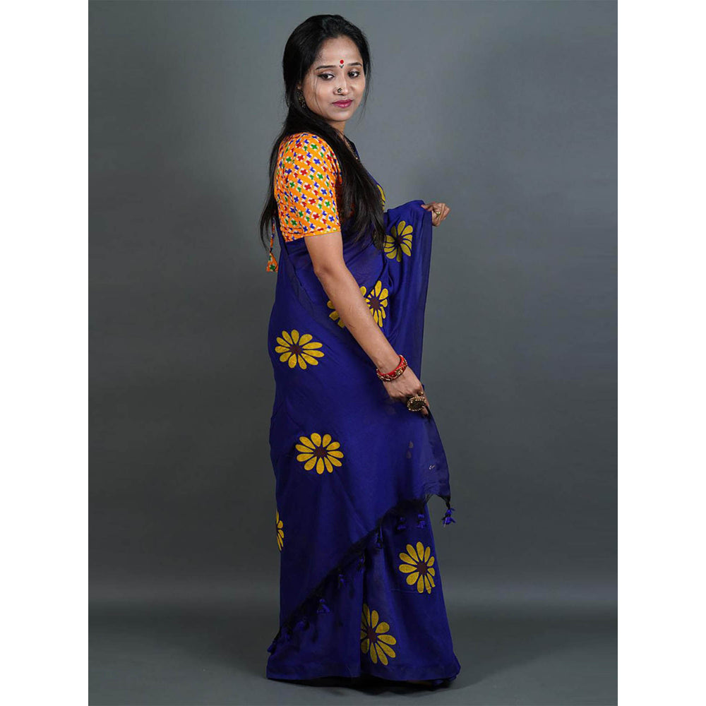 Odette Womens Blue Printed Cotton Saree with Unstitched Blouse