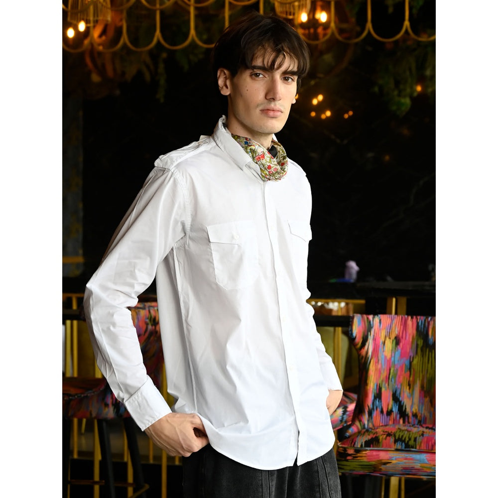 Odette White Solid Cotton Poplin Casual Shirt for Men