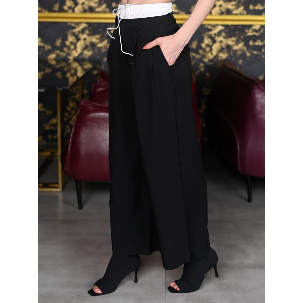 Odette Women Black Blended Fabric Solid Trouser