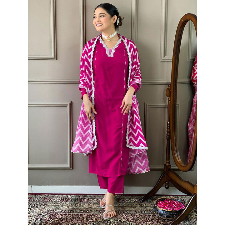 Odette Women Magenta Embroidered Kurta with Pant and Dupatta (Set of 3)