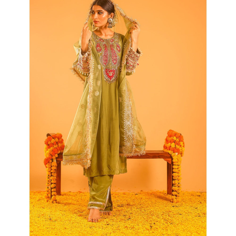 OHH CROW Green Straight Length Kurta with Pant and Dupatta (Set of 3)