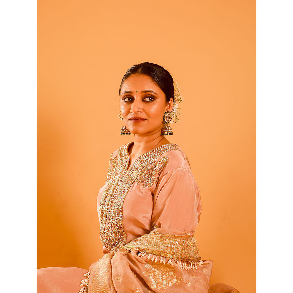 OHH CROW Pink Straight Length Kurta with Pant and Dupatta (Set of 3)