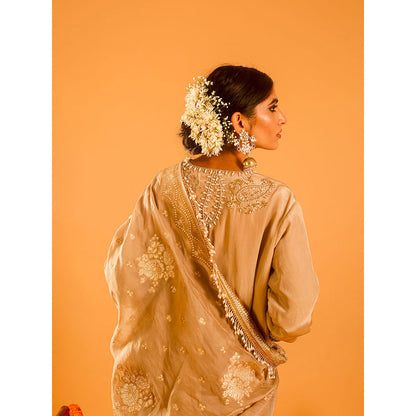 OHH CROW Beige Straight Length Kurta with Pant and Dupatta (Set of 3)