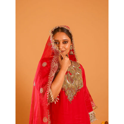 OHH CROW Red Straight Length Kurta with Pant and Dupatta (Set of 3)