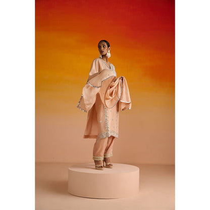 OHH CROW Peach Embroidered Opara Silk Kurta with Pant and Dupatta (Set of 3)