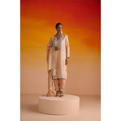 OHH CROW Peach Embroidered Opara Silk Kurta with Pant and Dupatta (Set of 3)