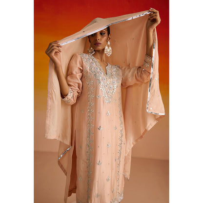 OHH CROW Peach Embroidered Opara Silk Kurta with Pant and Dupatta (Set of 3)
