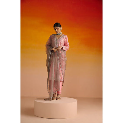 OHH CROW Pink Embroidered Raw Silk Kurta with Pant and Dupatta (Set of 3)
