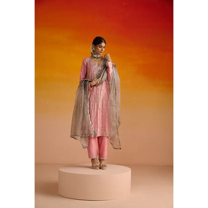 OHH CROW Pink Embroidered Raw Silk Kurta with Pant and Dupatta (Set of 3)