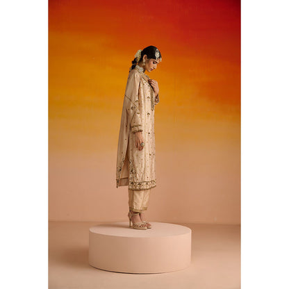 OHH CROW Beige Embroidered Raw Silk Kurta with Pant and Dupatta (Set of 3)