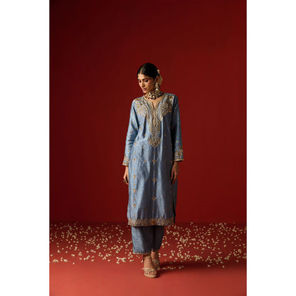 OHH CROW Blue Embroidered Raw Silk Kurta with Pant and Dupatta (Set of 3)