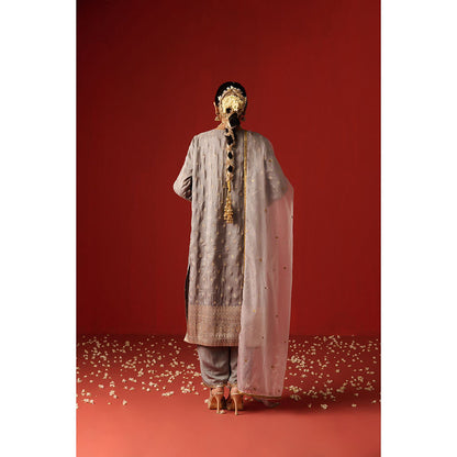 OHH CROW Grey Embroidered Cotton Silk Kurta with Pant and Dupatta (Set of 3)