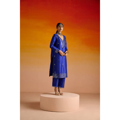 OHH CROW Blue Embroidered Raw Silk Kurta with Pant and Dupatta (Set of 3)