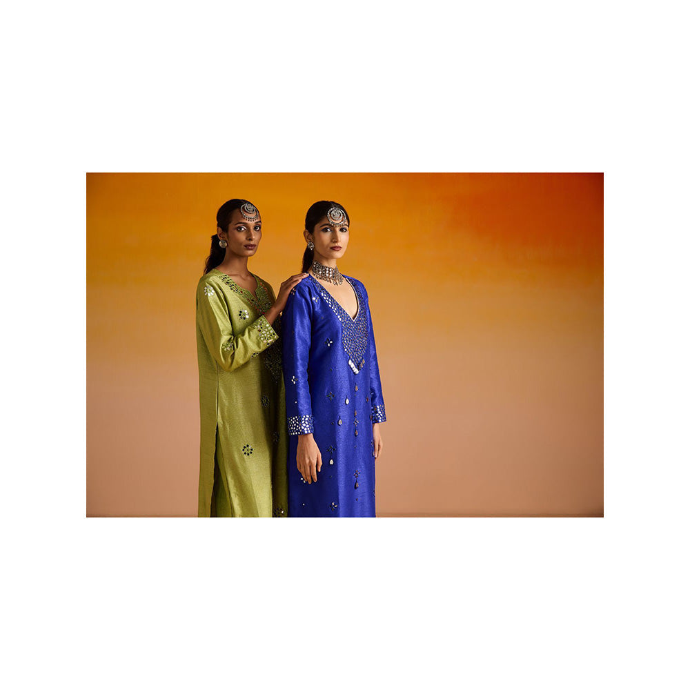 OHH CROW Blue Embroidered Raw Silk Kurta with Pant and Dupatta (Set of 3)