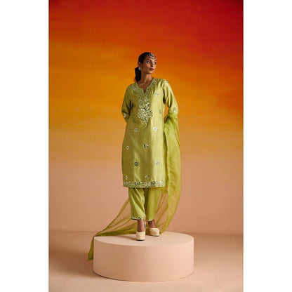 OHH CROW Green Embroidered Raw Silk Kurta with Pant and Dupatta (Set of 3)