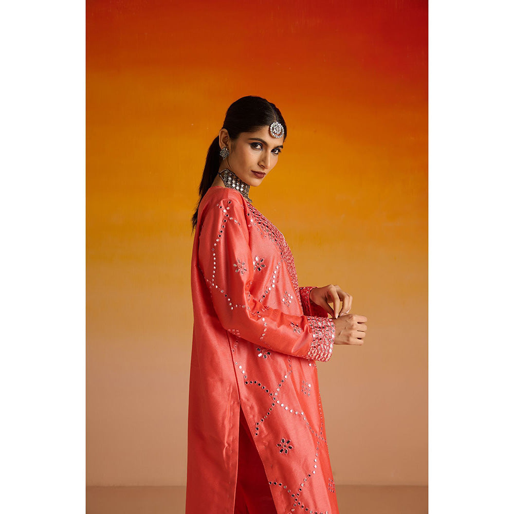 OHH CROW Peach Embroidered Raw Silk Kurta with Pant and Dupatta (Set of 3)