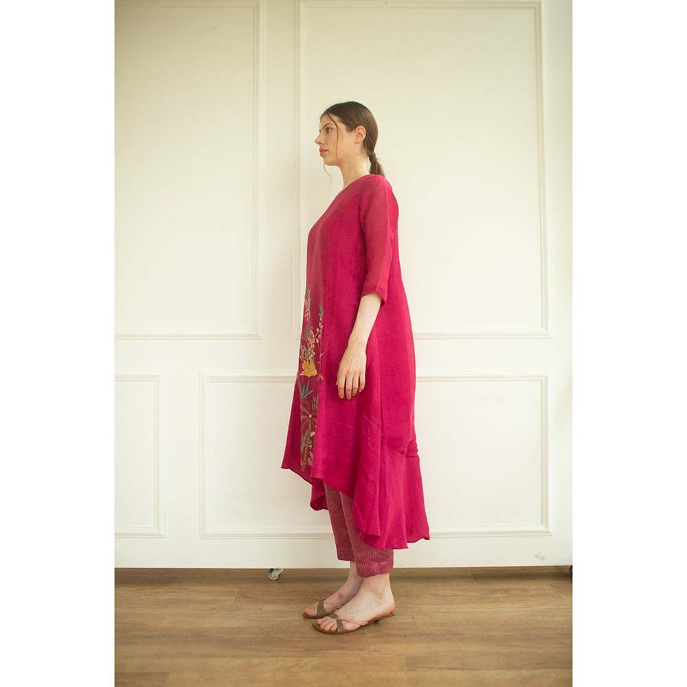 OJA Aurum Pink Kurta and Pant (Set of 2)