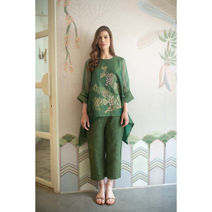 OJA Aurum Plantation Green Tunic and Pant Co-Ord (Set of 2)