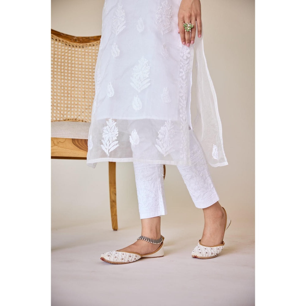 Old Marigold Elina White Organza Hand Embroidered Chikankari Kurta With Slip (Set of 2)