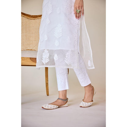 Old Marigold Elina White Organza Hand Embroidered Chikankari Kurta With Slip (Set of 2)