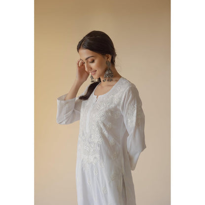 Old Marigold Noori Cotton White Hand Embroidered Chikankari Kurta