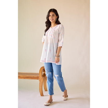 Old Marigold Anamika White Chanderi Hand Embroidered Short Chikankari Kurti