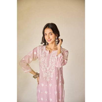 Old Marigold Noura Dusty Pink Muslin Hand Embroidered Chikankari Kurta