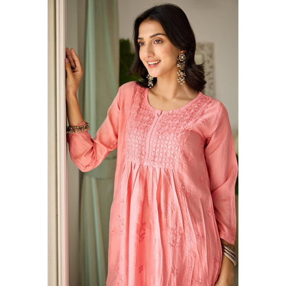 Old Marigold Tala Peach Chanderi Hand Embroidered Chikankari Kurta
