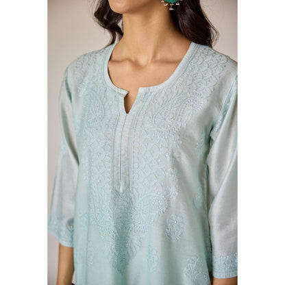 Old Marigold Basima Turquoise Ombre Chanderi Hand Embroidered Chikankari Kurta