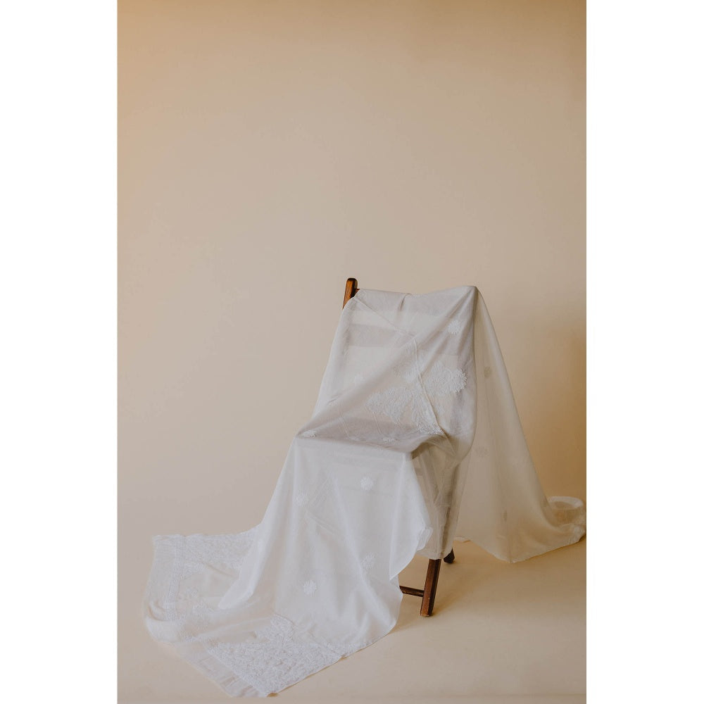 Old Marigold Anas White Mulmul Hand Embroidered Chikankari Dupatta