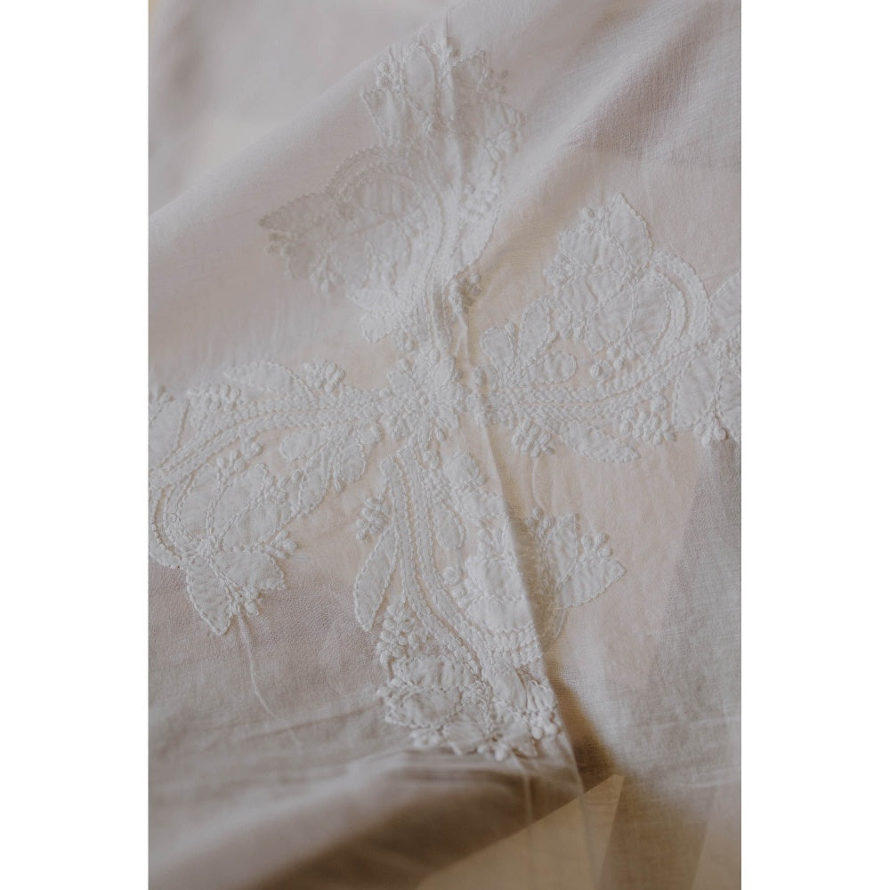 Old Marigold Anas White Mulmul Hand Embroidered Chikankari Dupatta
