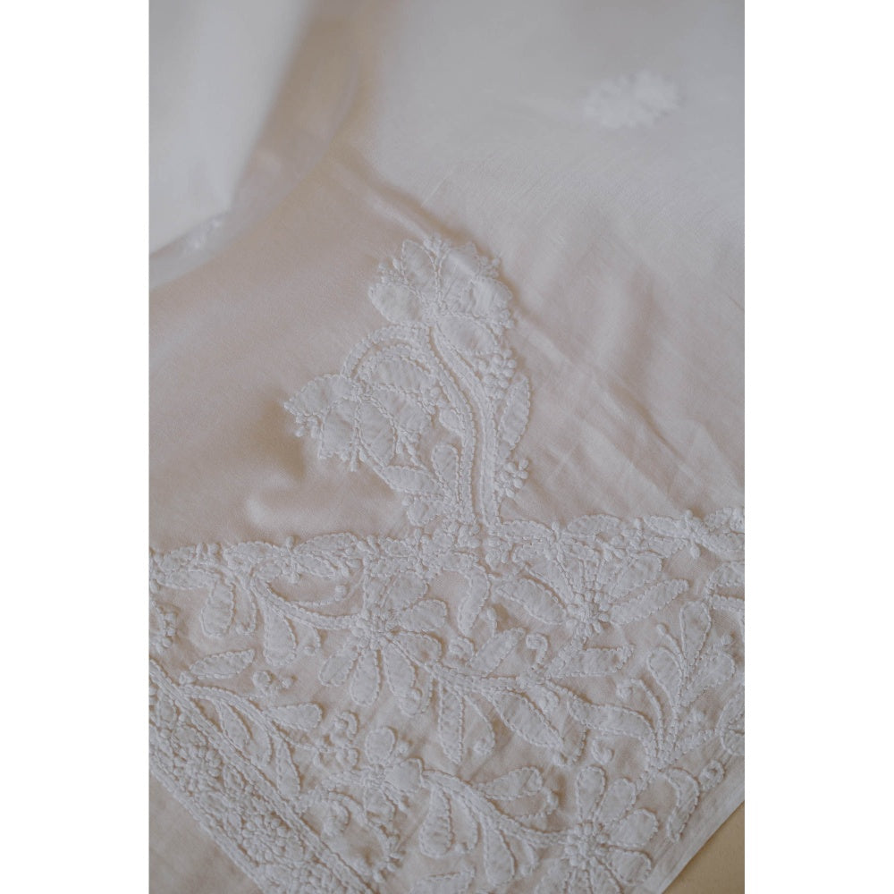 Old Marigold Anas White Mulmul Hand Embroidered Chikankari Dupatta
