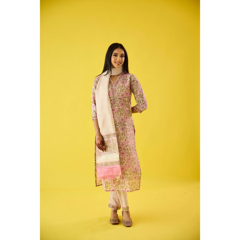 Old Marigold Aarzoo Pink Chanderi Hand Embellished Kurta Pant & Dupatta (Set of 3)
