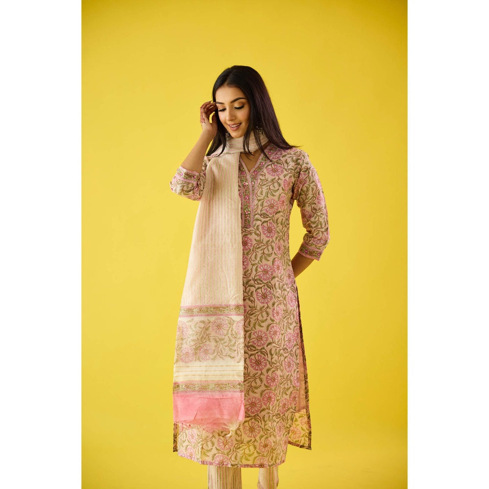 Old Marigold Aarzoo Pink Chanderi Hand Embellished Kurta Pant & Dupatta (Set of 3)