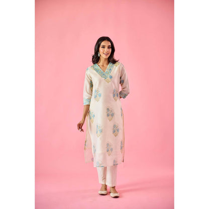Old Marigold Dilruba Off White Chanderi Hand Embellished Kurta Pant & Dupatta (Set of 3)