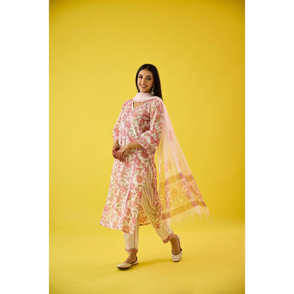 Old Marigold Mehrunisha Pink Cotton Kurta Pant & Dupatta (Set of 3)