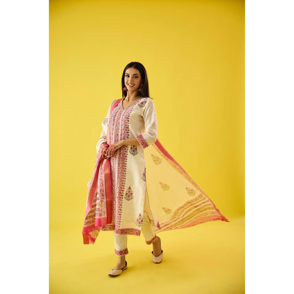 Old Marigold Off White Chanderi Hand Embellished Kurta Pant & Dupatta (Set of 3)