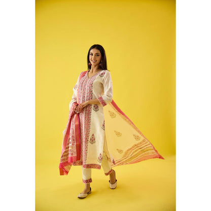Old Marigold Off White Chanderi Hand Embellished Kurta Pant & Dupatta (Set of 3)