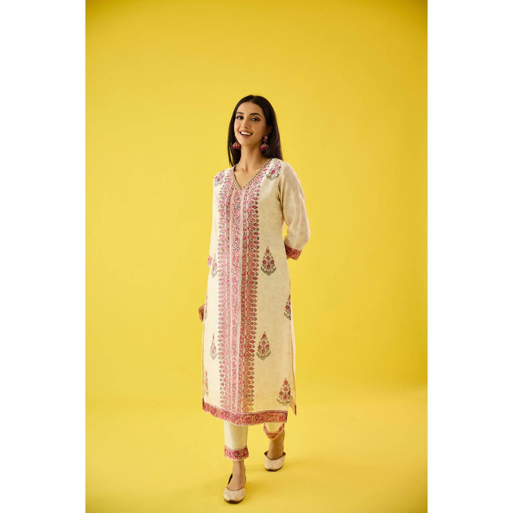 Old Marigold Off White Chanderi Hand Embellished Kurta Pant & Dupatta (Set of 3)