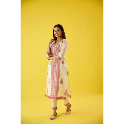 Old Marigold Off White Chanderi Hand Embellished Kurta Pant & Dupatta (Set of 3)