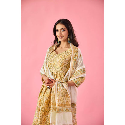 Old Marigold Parizaad Yellow Chanderi Hand Embellished Kurta Pant & Dupatta (Set of 3)