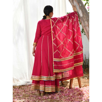 OMAANA Atrangi Anarkali Set (Set of 3)