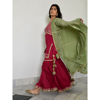 OMAANA Gulab Sohini Sharara Set (Set of 3)