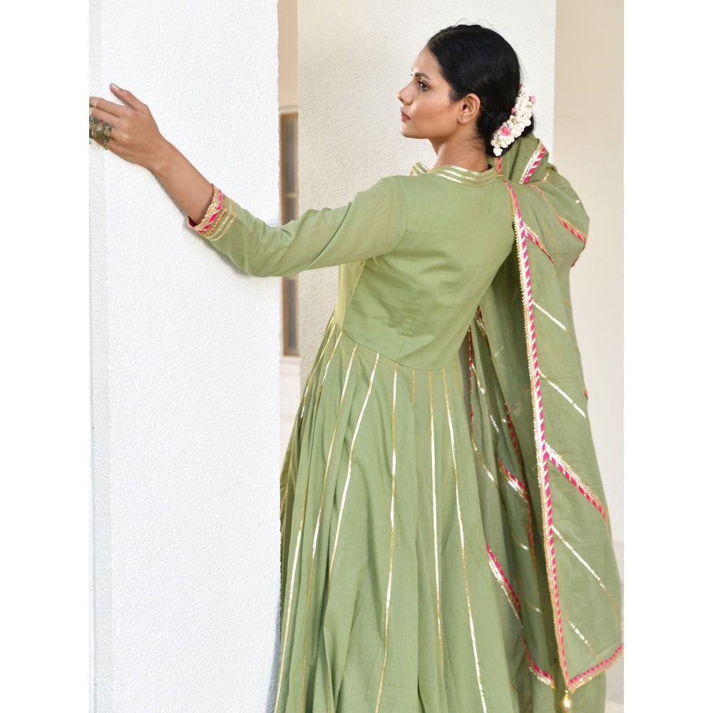OMAANA Harit Meera Kurta Sharara Set (Set of 3)